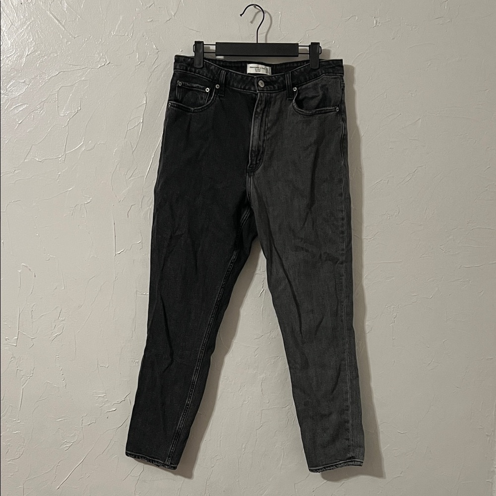 Abercrombie & Fitch Women's High Rise Black and Gray Jeans